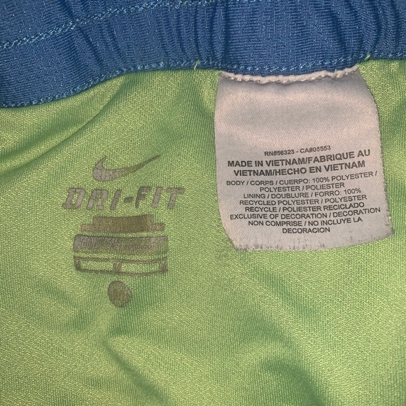 Nike Workout Shorts - Picture 3 of 3